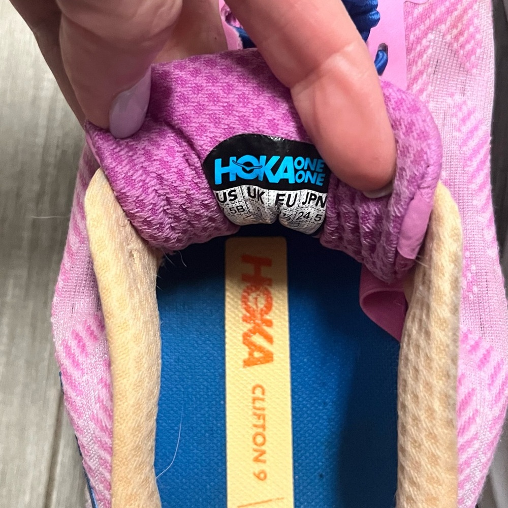 Hoka Clifton nine size 7.5